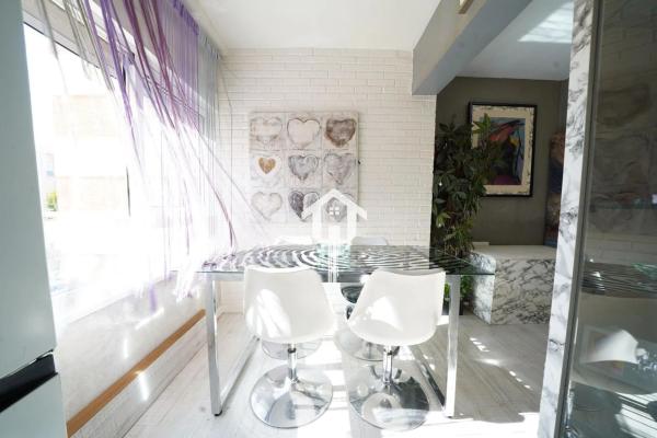 Piso en CL Pintor Pedro Camacho