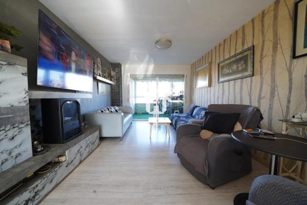 Piso en CL Pintor Pedro Camacho