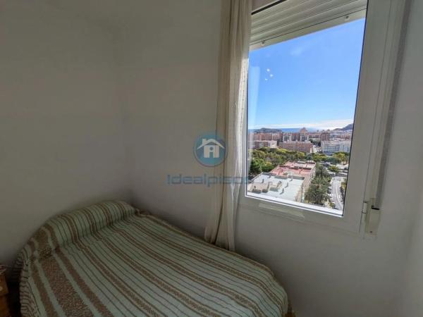 Piso en calle Pintor Pedro Camacho