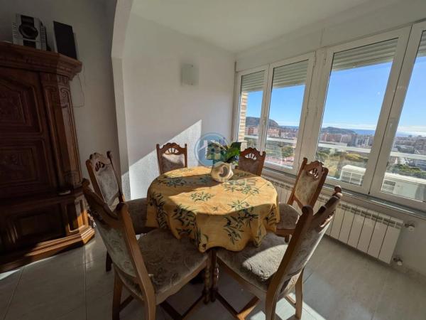 Piso en calle Pintor Pedro Camacho