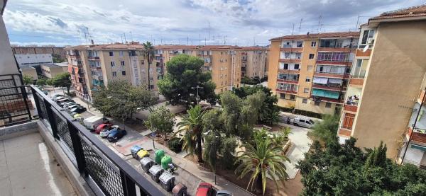 Dúplex en calle Villa de Chiva