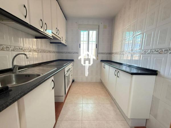 Piso en calle Pintor Pedro Camacho