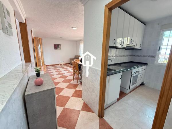 Piso en calle Pintor Pedro Camacho