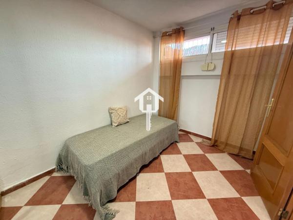 Piso en calle Pintor Pedro Camacho