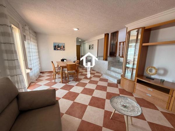 Piso en calle Pintor Pedro Camacho