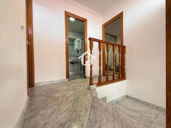 Piso en calle Pintor Pedro Camacho