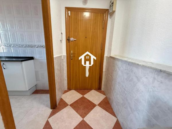 Piso en calle Pintor Pedro Camacho