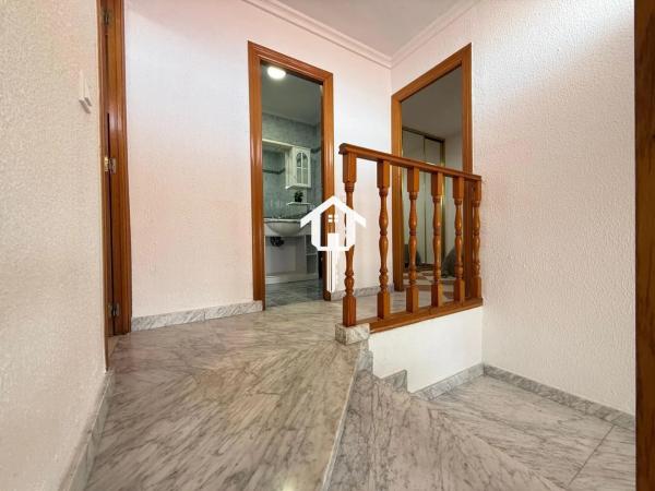 Piso en calle Pintor Pedro Camacho