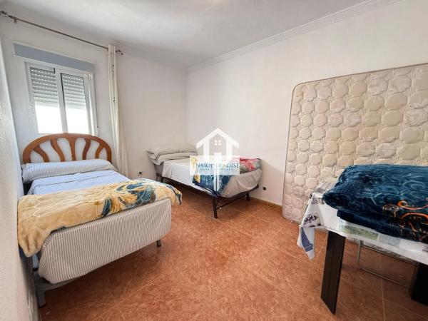 Piso en calle Pintor Antonio Amorós