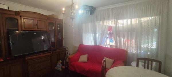 Piso en Barrio Colonia Requena - Virgen del Carmen