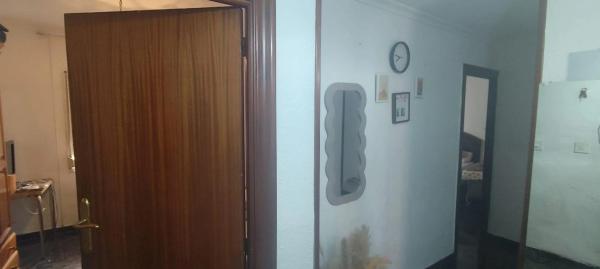 Piso en Barrio Colonia Requena - Virgen del Carmen