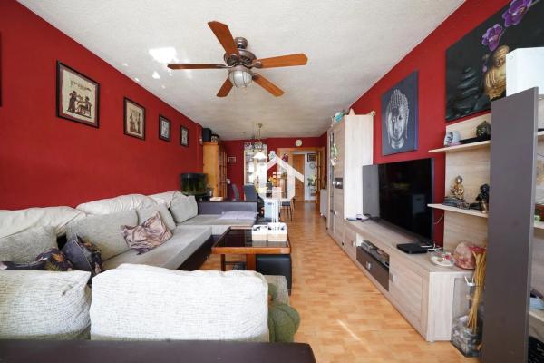 Piso en calle Pintor Pedro Camacho