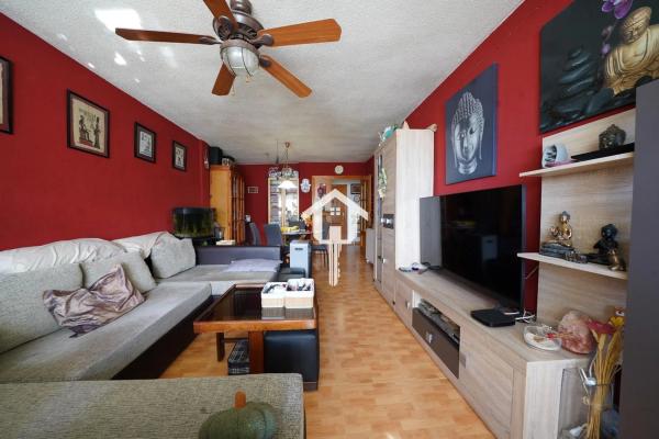 Piso en calle Pintor Pedro Camacho