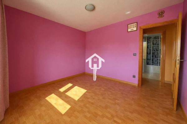 Piso en calle Pintor Pedro Camacho