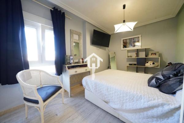 Piso en calle Pintor Pedro Camacho