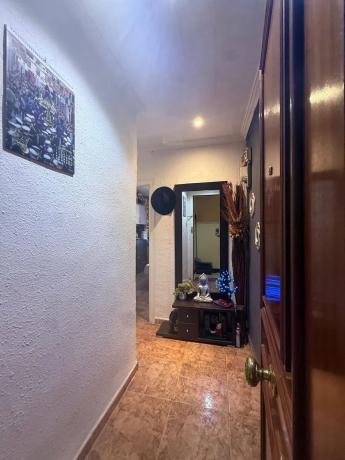 Piso en Barrio Colonia Requena - Virgen del Carmen