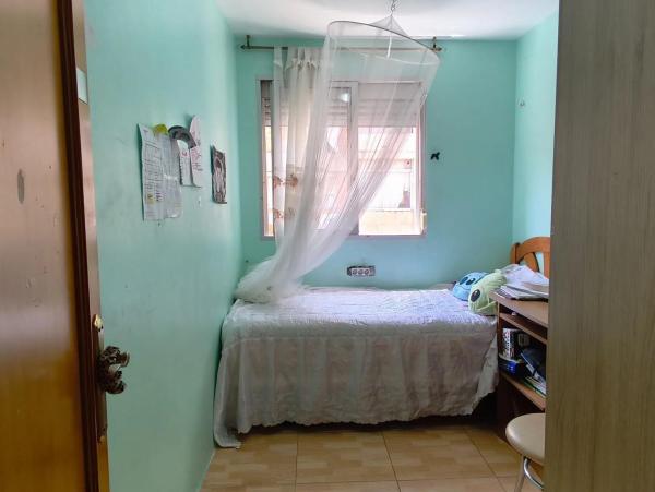 Piso en Barrio Colonia Requena - Virgen del Carmen