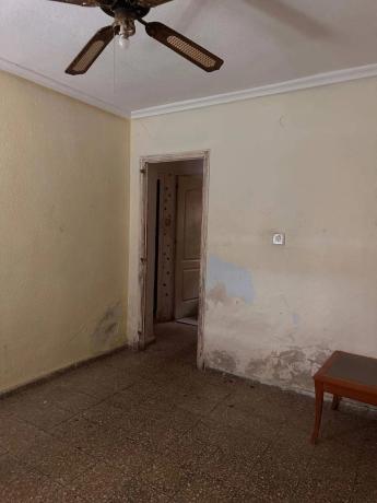 Piso en calle los Pueblos, 3