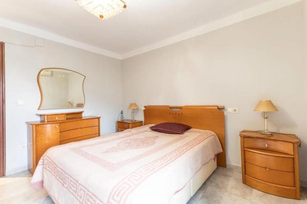 Piso en calle Matemático Romero