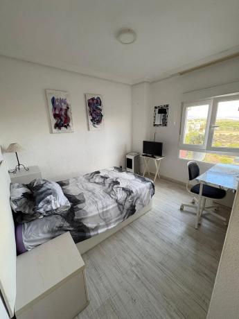 Piso en calle Pintor Pedro Camacho