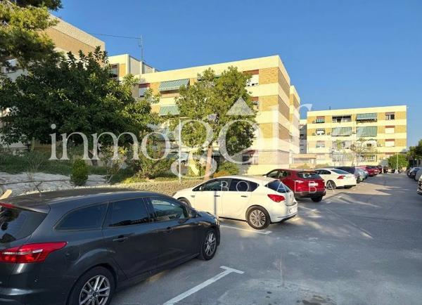 Piso en avenida de Antonio Ramos Carratalá