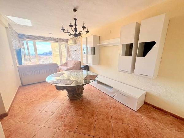 Piso en calle Pintor Pedro Camacho