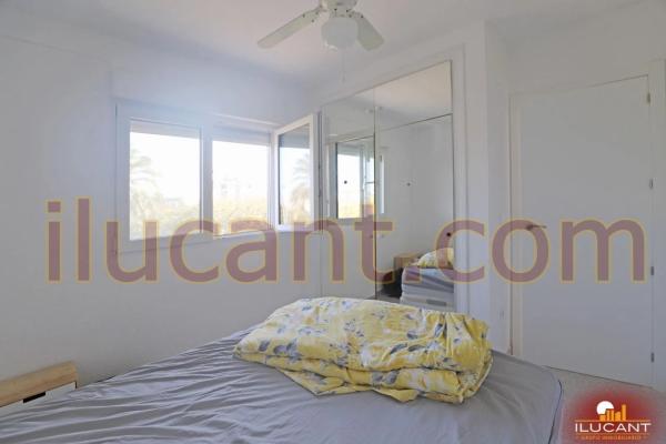 Piso en Barrio Colonia Requena - Virgen del Carmen