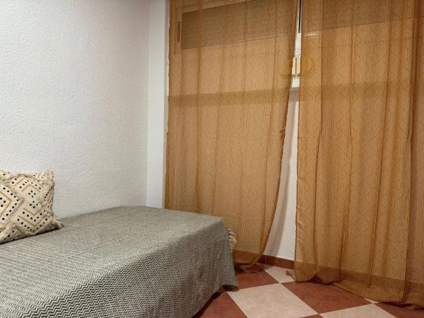 Dúplex en calle Pintor Pedro Camacho, 1