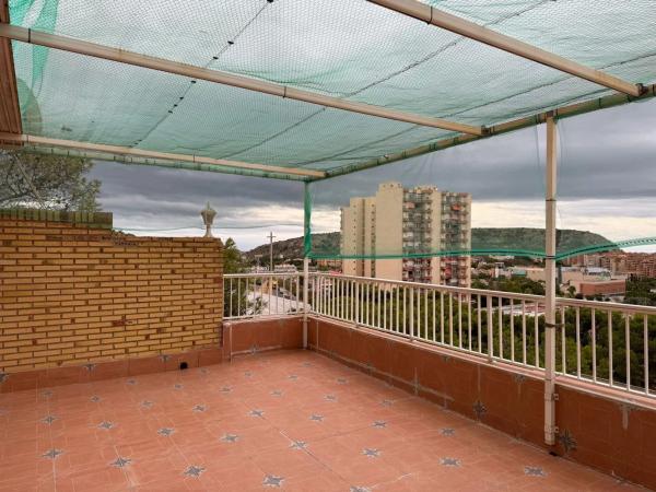 Dúplex en calle Pintor Pedro Camacho, 1