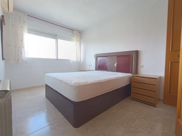 Piso en avenida Países Escandinavos, 21