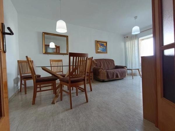 Piso en avenida Países Escandinavos, 21