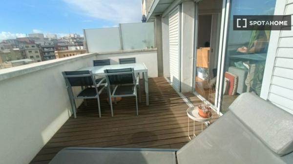 Apartamento de 2 dormitorios en alquiler en Barcelona