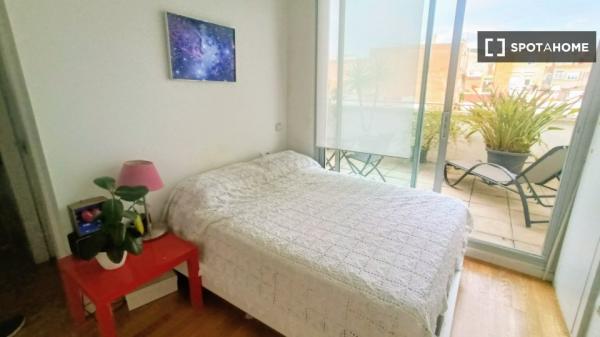 Apartamento de 2 dormitorios en alquiler en Barcelona