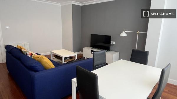 2-bedroom flat for rent in Derio