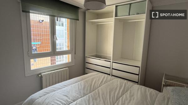 2-bedroom flat for rent in Derio