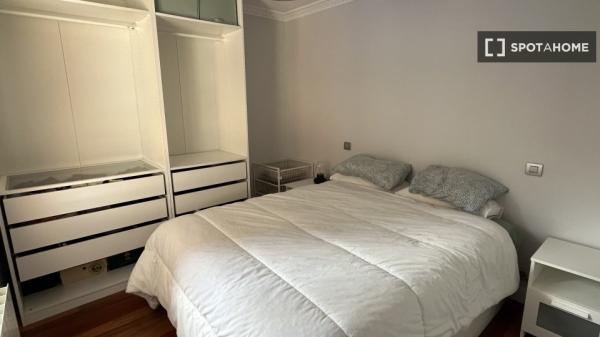 2-bedroom flat for rent in Derio