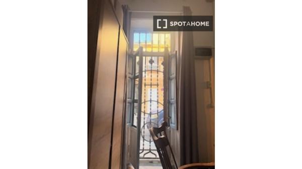 Room in shared flat for rent in Aiora, Valencia