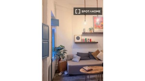 Room in shared flat for rent in Aiora, Valencia