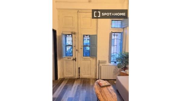 Room in shared flat for rent in Aiora, Valencia