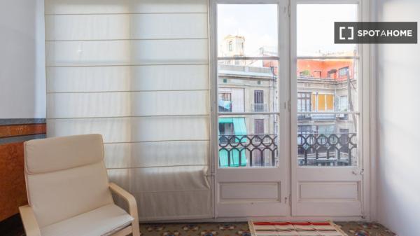 Habitación en piso compartido de 9 habitaciones en La Dreta de l'Eixample