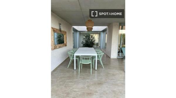 Appartement de 4 chambres à louer à Huelva