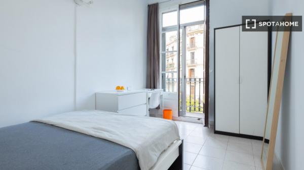Zimmer in einer Wohngemeinschaft in Barcelona