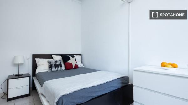 Zimmer in einer Wohngemeinschaft in Barcelona