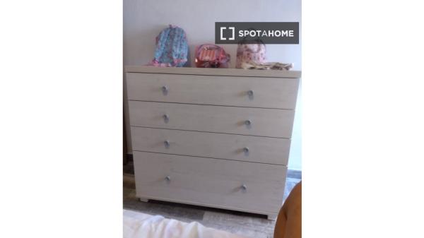 Habitación en piso compartido en Onil