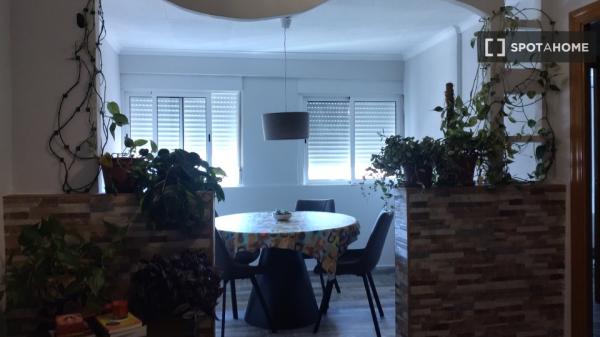 Habitación en piso compartido en Onil