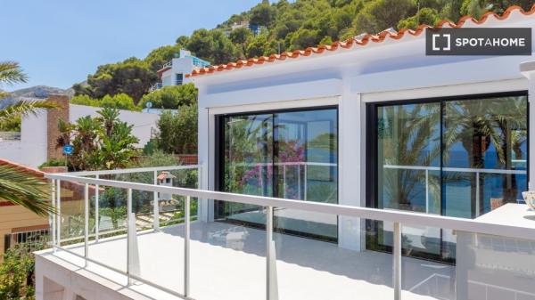 2-bedroom apartment for rent in Dénia