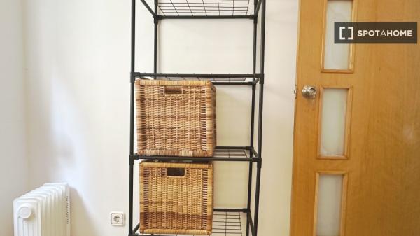 Apartamento de 2 habitaciones en Les Planes, Barcelona