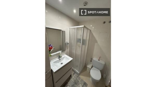 Zimmer in Wohngemeinschaft in València