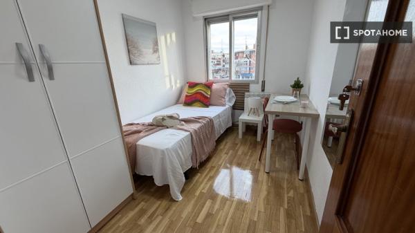 Appartement de 4 chambres à louer à Casco Histórico de Vallecas