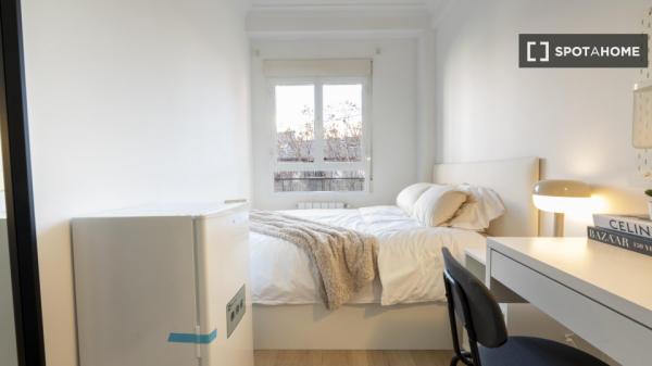 Alquiler à Madrid, quartier Tetuán - Colive FR30